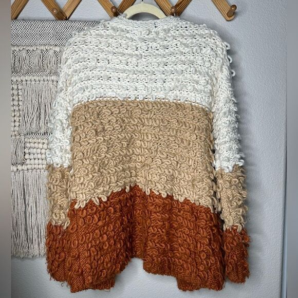 Forever 21 Color-block Fuzzy Sweater - Picture 2 of 4